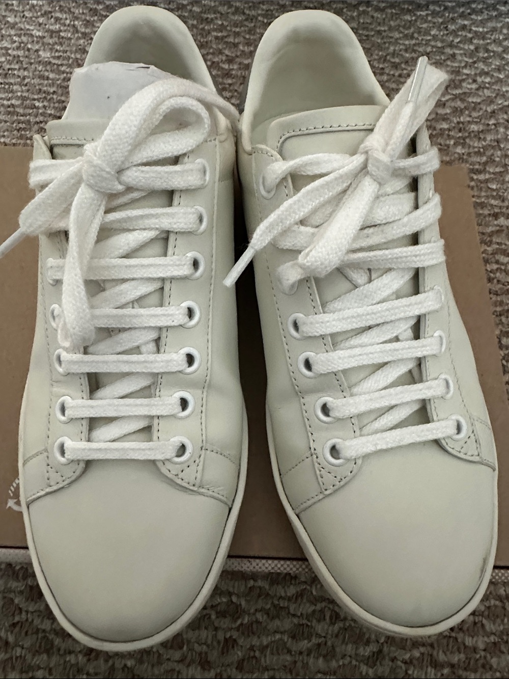 Gucci Women's Low-Top Lace-Up Sneakers in Off-White